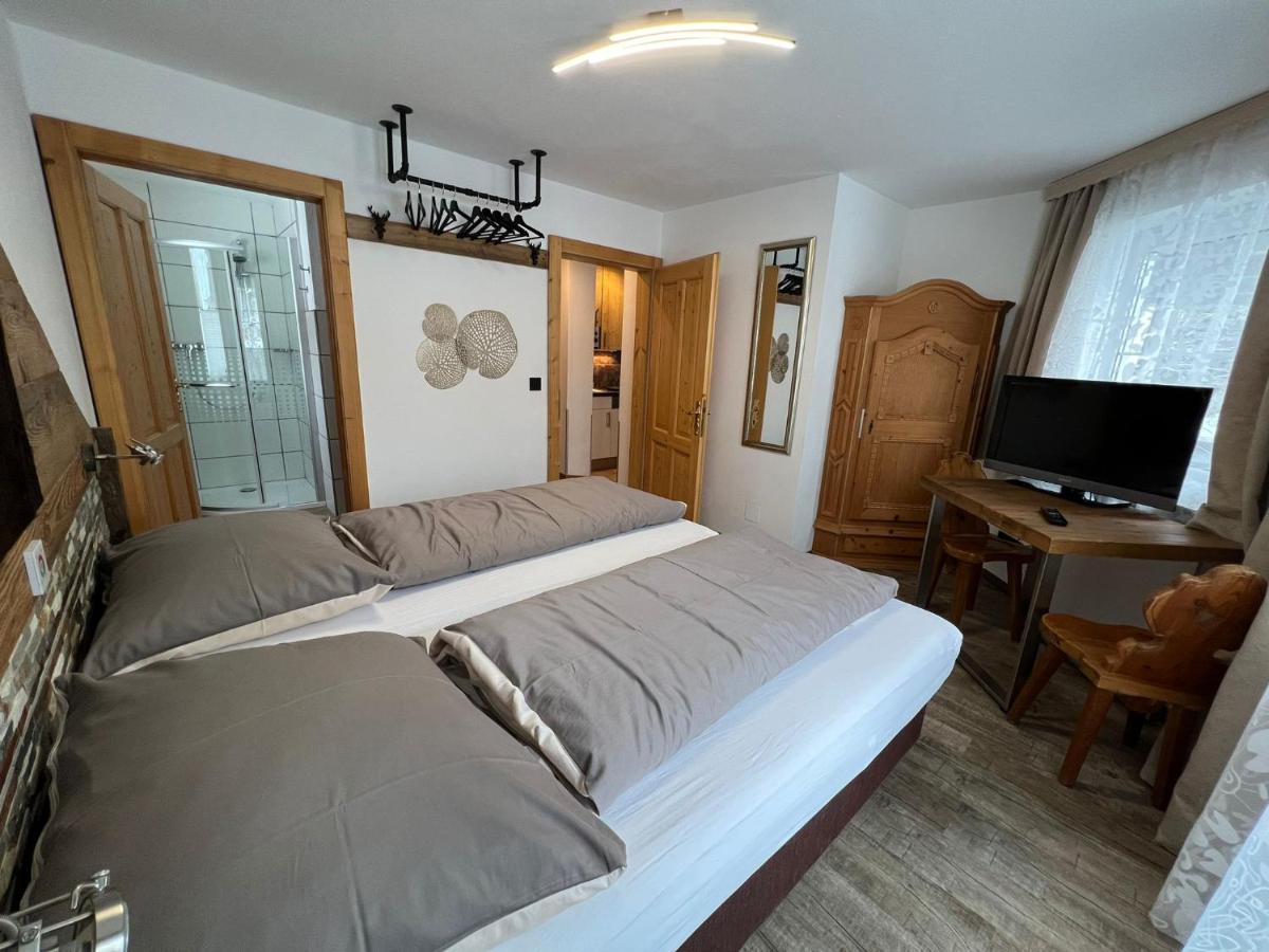 Bed and Breakfast Haus Eder Steiner Saalbach-Hinterglemm Esterno foto